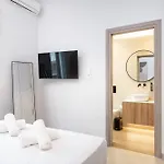 Spacious & Luxe 3br Downtown 1min To Kos Town