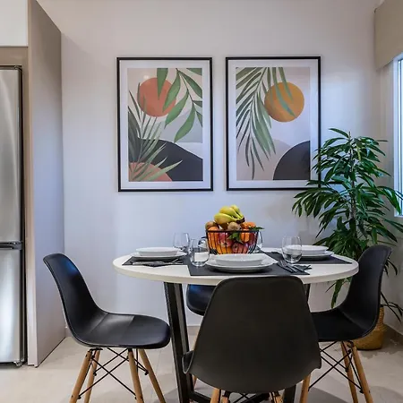 Spacious & Luxe 3br Downtown 1min To 코스 타운