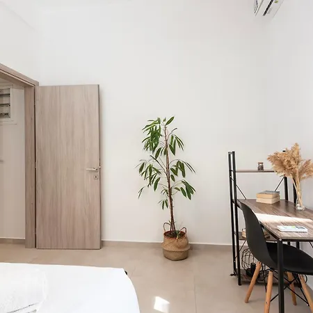 Spacious & Luxe 3br Downtown 1min To Apartment *
